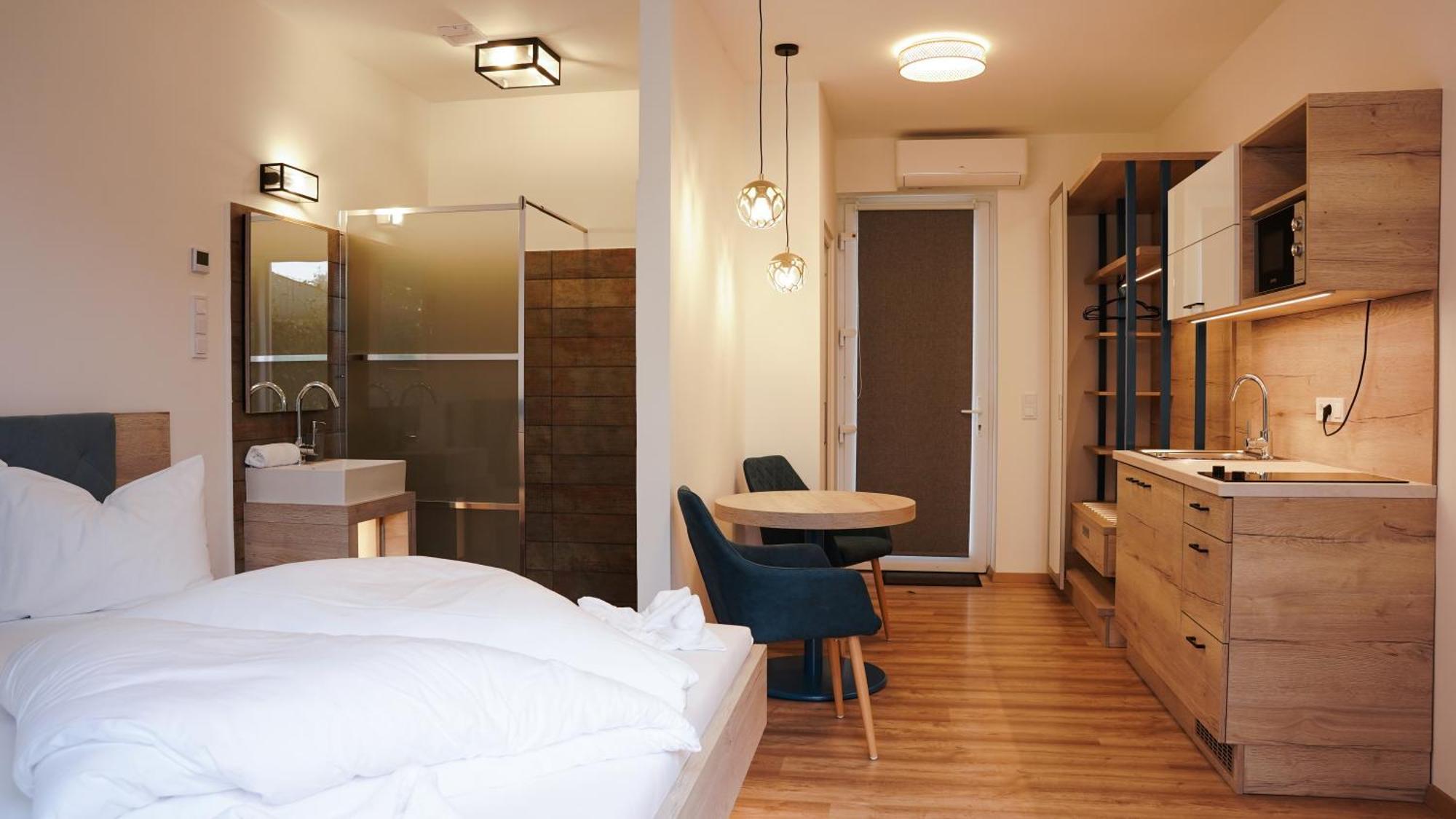 Napsugar Club Es Panzio Bed & Breakfast Fonyod Luaran gambar