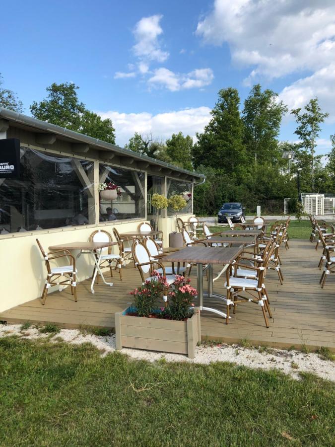 Napsugar Club Es Panzio Bed & Breakfast Fonyod Luaran gambar